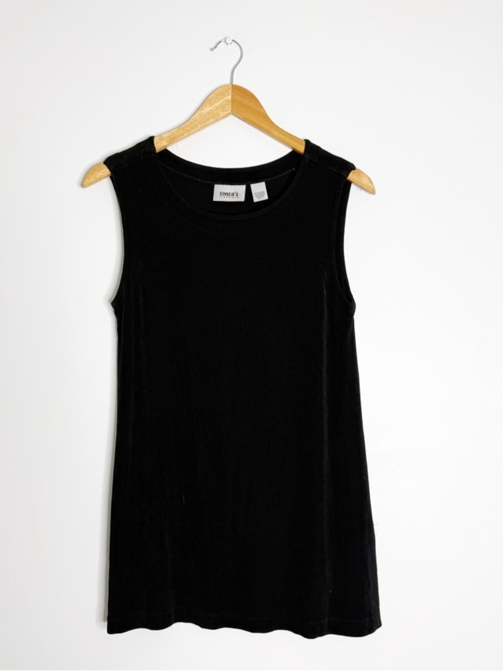 Chico’s Travelers 1 Black Tank Top Womens Medium Stretch Sleeveless